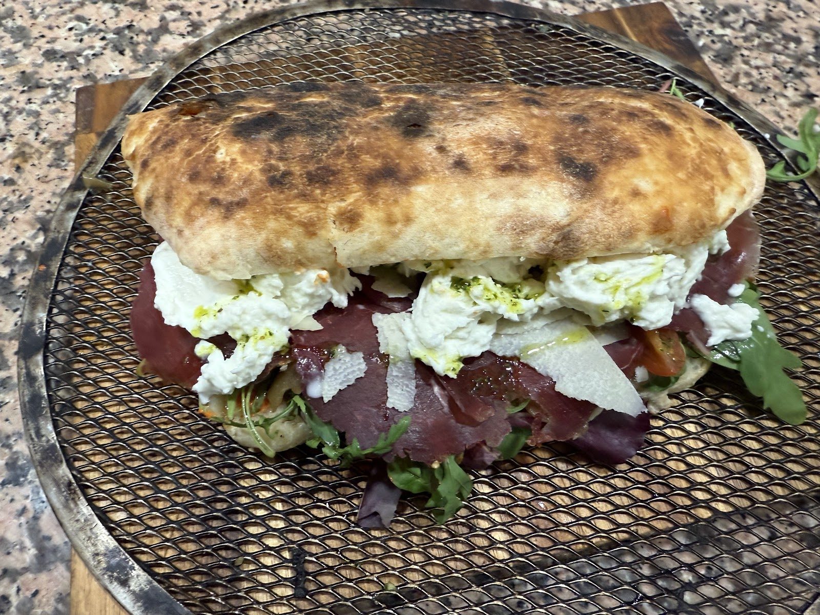 Pinsa Ciao, restaurant à Montpellier